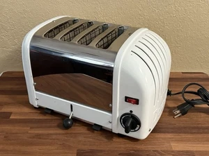 RARO Tostapane Dualit 4 Fette Bianco/Cromo Modello 84 1800Watt Made England - Foto 1 di 9