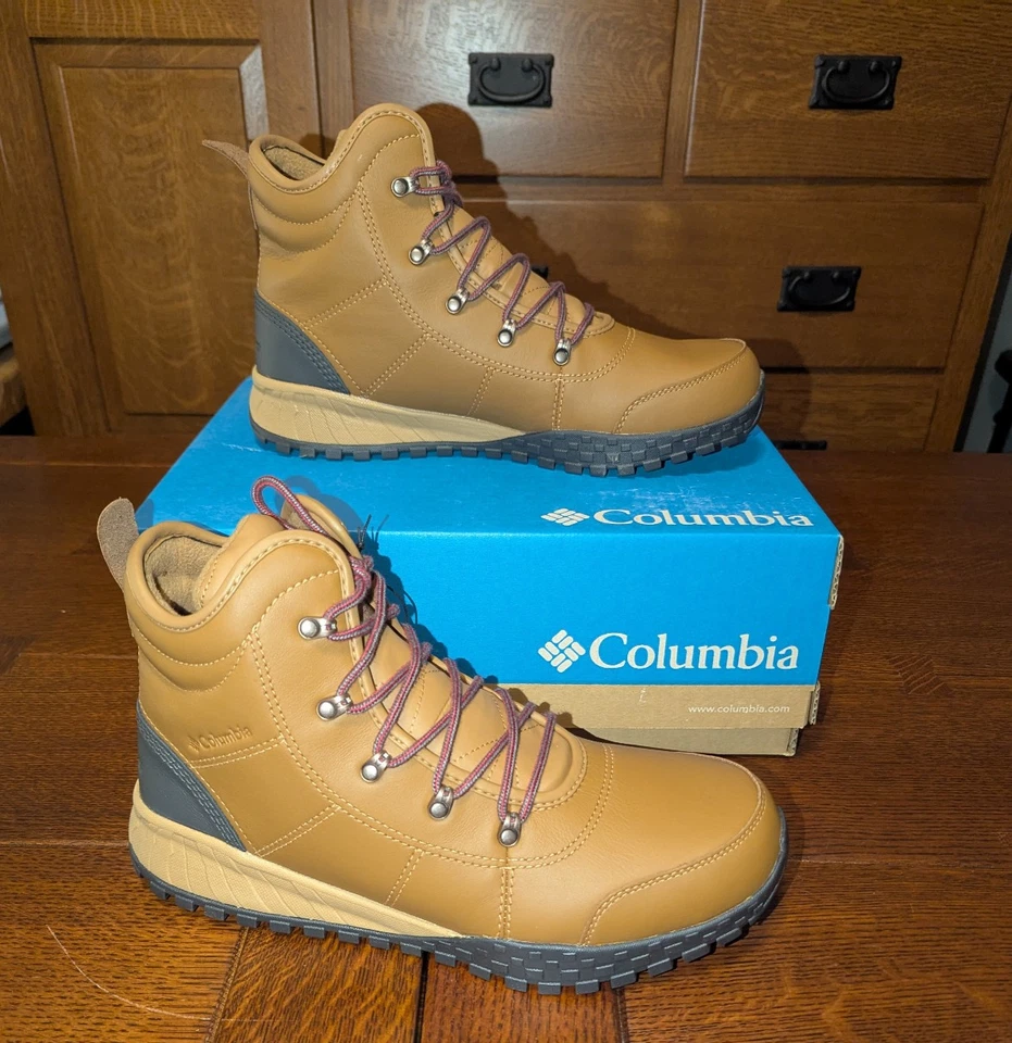 Columbia Men's Beige Elk Fairbanks Rover II Snow Boots Shoe Size 11