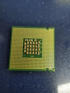 CPU INTEL PENTIUM SL8J8 2.66GHZ/1M/533/04A SOCKET 775 USATO* - Foto 1 di 2