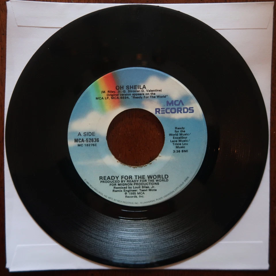 READY FOR THE WORLD OH SHEILA/I'M THE ONE WHO LOVES YOU VINYL 45 VG 30-90 - Imagem 1 de 1