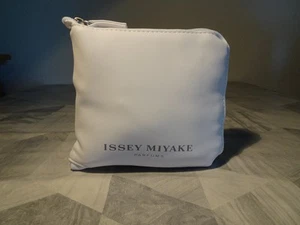 Wunderschöner Issey Miyake Parfums Rucksack vielseitig verwendbar/ NEU - Bild 1 von 5