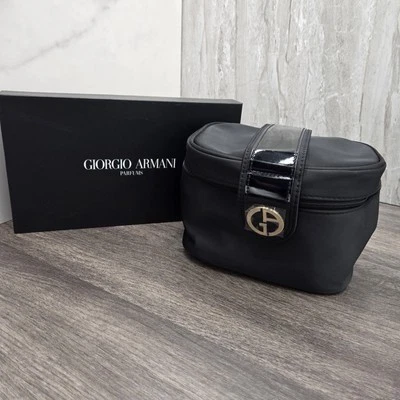 Bolso de Cosméticos Giorgio Armani Perfumes Negro Tren Carcasa Suave 7"Lx5"Dx6"H Nuevo en... Foto 1 de 4