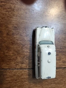 Matchbox No. 3 MERCEDES BENZ BINZ AMBULANCE - Picture 1 of 6