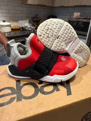 Nike Boys Infant Size 7C Red Black Hurache Slip On Sneakers AN7827-601 - Image 1 of 4