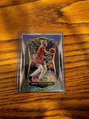 2020-21 Select Sekou Doumbouya Blue White Green Shimmer Premier #/25 - Image 1 of 2