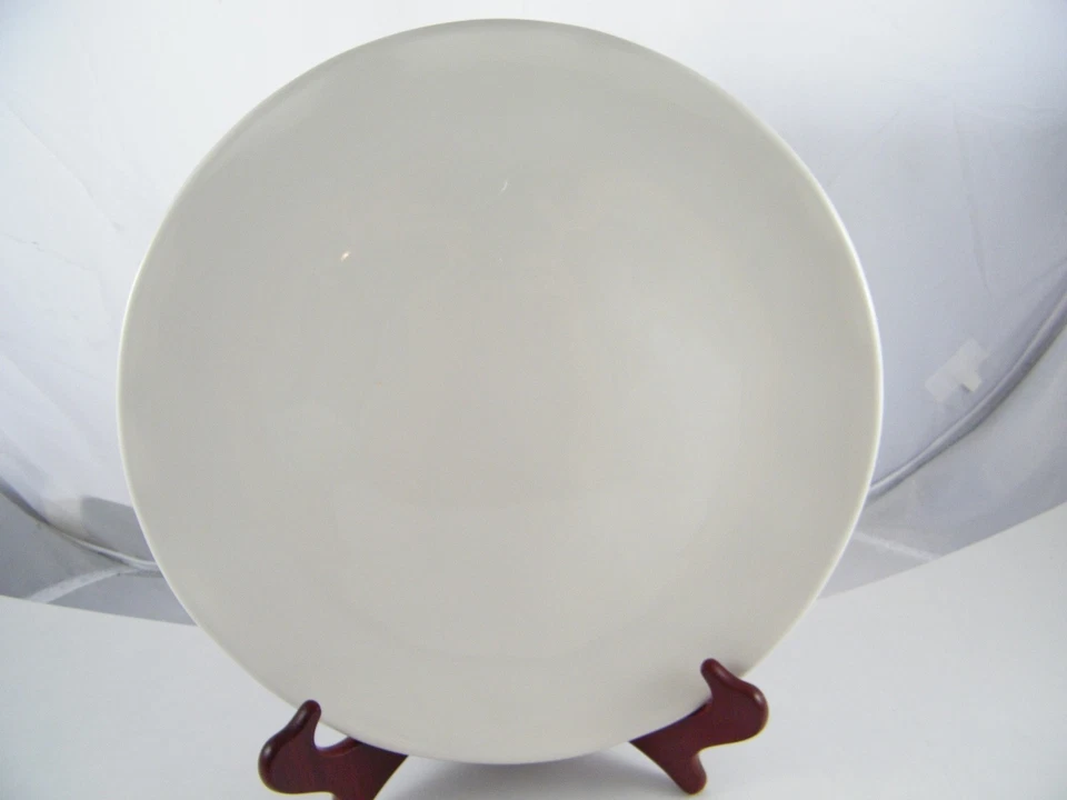 NSF ACME PLASTICS 12"  WHITE SERVING TRAY / PLATTER WITH RUBBER FEET SKU #184154 - Image 1 of 4