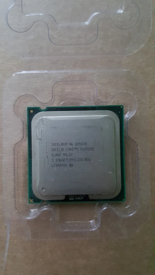 Intel® Core™2 Extreme Processor QX9650 12M Cache 3.00 GHz 1333 MHz FSB - Photo 1/1
