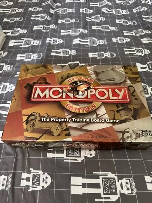Waddingtons MONOPOLY DELUXE EDITION Board Game 14549 Complete - Image 1 of 4