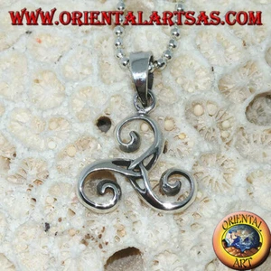 Ciondolo in argento 925 ‰ Triskele triskell triskelion e nodo di tyrone centrale - Foto 1 di 3