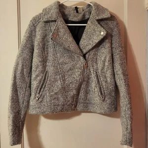 Divided H&M Wool Blend Jacket Asymmetrical Zip Moto Gray Womens 10 - Picture 1 of 13