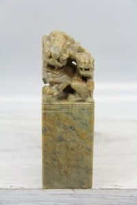 VINTAGE CHINESE FOO DOGS DOG SOAP STONE CARVED PILLAR STATUE ART DECOR DESIGN - Picture 1 of 9