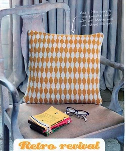 ~ Pull-Out Knitting Pattern For Lovely Button-Back Cushion ~ Fits 18" Pad ~ - Picture 1 of 2