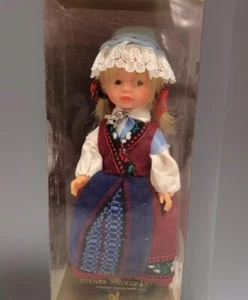 Svensk Folkdrakt Doll Smaland W/Box Vintage - Picture 1 of 9