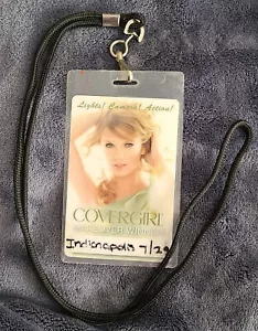 Taylor Swift Covergirl Makeover Winner Vip Pass - RARE!!! - Picture 1 of 4