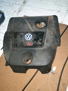 VW Golf Mark 5 TDI engine cover - Picture 1 of 1