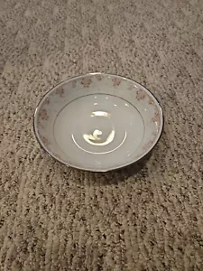 Royal Prestige CHELSEA 9" Round Serving Bowl - Picture 1 of 3