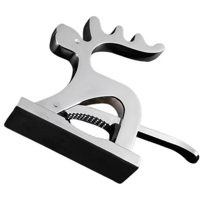  Clip di apertura in noce Comodo schiaccianoci a forma di cervo Pratico gadget - Immagine 1 di 4