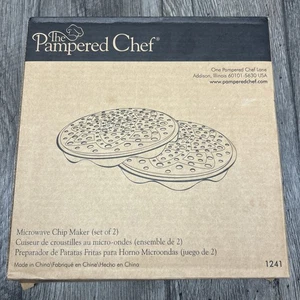 Pampered Chef Black Silicone 2 piece set Microwave Chip Maker 1241 - Picture 1 of 2