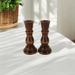Par de candelabros de madera Mini de mediados de siglo de colección casa de campo 3" - Imagen 1 de 8