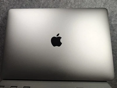 MACBOOK PRO i7 3.5GHz 13.3-INCH 16GBRAM 512GB SILVER WIFI ONLY (MPXV2LLA-TOUCH). - Image 1 of 4