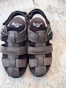 DR MARTENS sandali da pescatore marinaio in pelle marrone scarpe da ragazza ragazzo US 1 EUR 32 - Foto 1 di 6