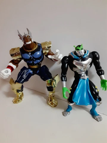 Vintage Marvel Toybiz Silver Surfer Action Figures - Raze & Beta Ray Bill 90s Cover