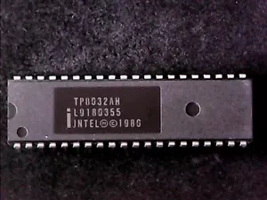 TP8032AH - Intel 8-Bit Control-Orientated Microcomputer (DIP-40) GENUINE - Imagen 1 de 2