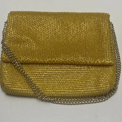 Cartera de noche pequeña vintage amarilla con cuentas años 60 70 doble cara hecha en Hong Kong Foto 1 de 4