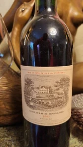 Chateau Lafite Rothschild 1993, 12,5% Vol. 0,75 - Bild 1 von 2