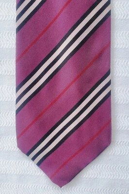 Corbata Burberry Nova Check Rayas Púrpura Seda 100% Tejida Hecha en Italia Foto 1 de 3