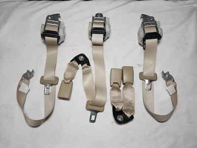 2006 - 2011 Honda Civic Rear Seat Belt Retractors & Buckles (OEM) Beige  Foto 1 de 4