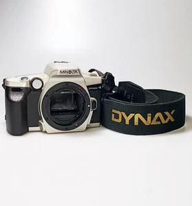 Minolta Dynax 4 AF SLR (Single-Lens Reflex) Camera Body (No Lens) - Bild 1 von 6