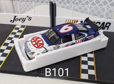 B101 David Ragan #6 AAA RCCA Club Car 2008 Fusion DIN 35 de 150 Nascar Foto 1 de 4