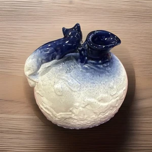 Brocca brocca vintage Rockingham blu cobalto ceramica blu bianca caccia alla volpe Inghilterra 8" - Foto 1 di 7