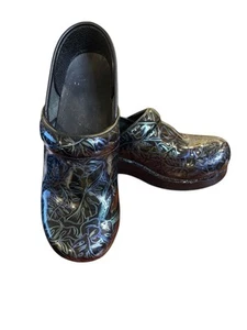 Zoccoli professionali Dansko 38 blu e nero vernice scarpe comode infermiera - Foto 1 di 8