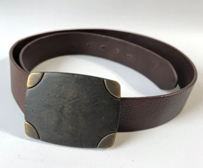 Винтажный байкерский ремень 40 дюймов BANANAREPUBLIC коричневая кожа Италия большая черная пряжка - Изображение 1 из 4