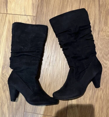Head Over Heels. Black Suede 80’s, Pirate, Panto, Goth, Steampunk Boots. UK4 - Imagem 1 de 4