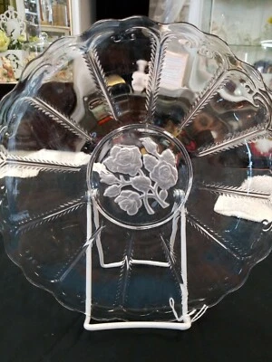 VINTAGE CAKE PLATE PRESSED GLASS ROSE MOTIF - Image 1 of 4