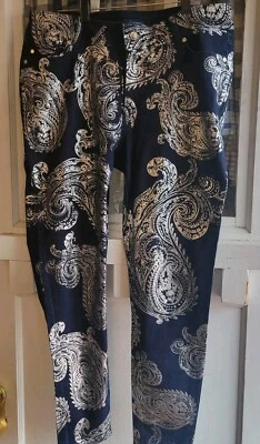 Jeans jeans feminino 24/7 azul stretch design folha prata skinny tamanho 16W - Imagem 1 de 4