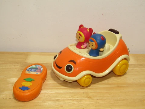Team Umizoomi Umicar Come & Get Us Counting Umi Car w/ Remote Control Cover