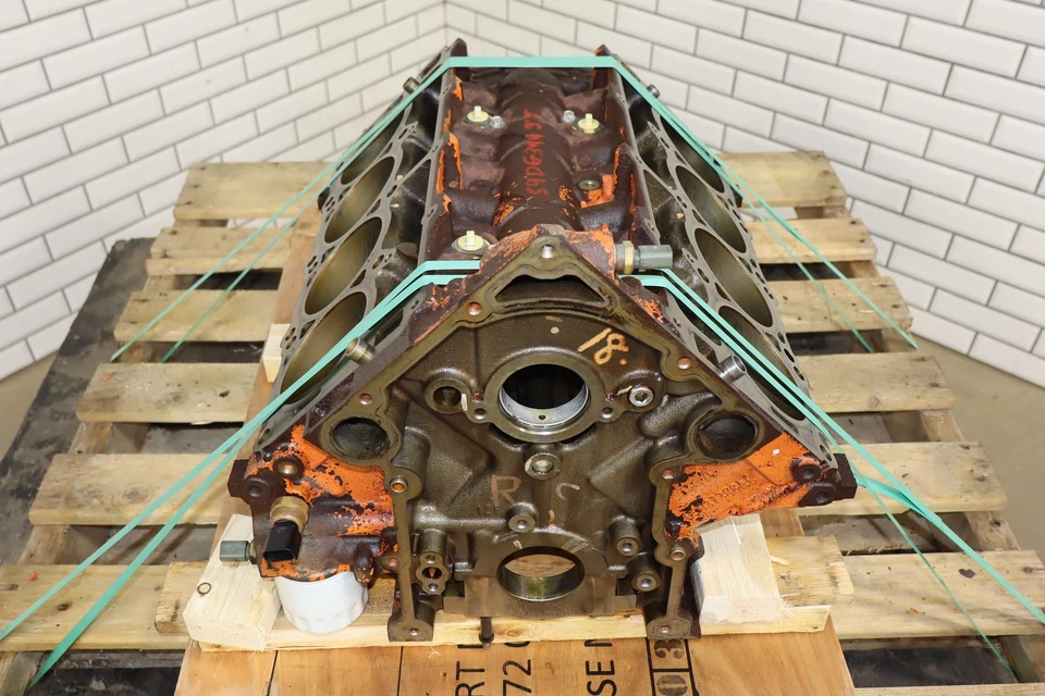 08-10 道奇 Mopar 6.1 升 Hemi 裸引擎块组件 原始设备制造商 (ESF) — 第 1/4 张图片