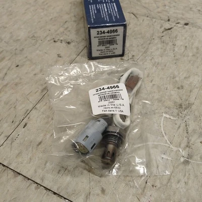 Sensor de oxígeno aguas abajo estilo OE DENSO 234-4966 para Ford Mustang 5,0 L 2015 Foto 1 de 4