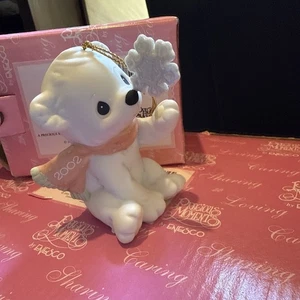 Precious Moments 2002 Holiday Bear Ornament - There's Sno One Like You - Picture 1 of 1