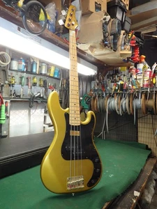 Vintage Cort E-Bassgitarre 4-Saiter Fiesta Gold Rare Finish 1980 Hard Cas - Bild 1 von 24