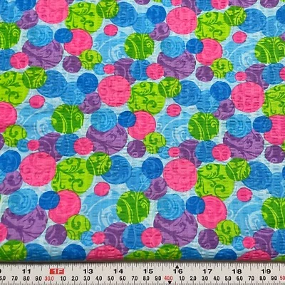 Diseño Floral Coloridos Lunares en Tela SEERSUCKER Azul por Media Yarda Foto 1 de 2