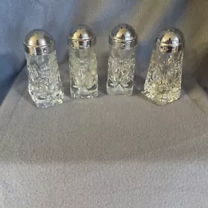 Salz- und Pfefferstreuer aus geschliffenem Glas zwei Sets - Bild 1 von 3