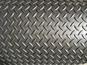 3/16" Diamond Plate Poly/Rubber Mat/Flooring 1' Long x 4' Wide, Free Shipping - Picture 1 of 3