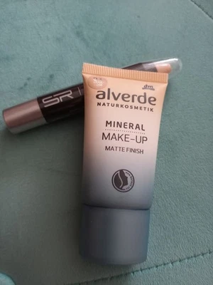 Alverde Mineral Make up Nr. 03, 30 ml & Sabrina Rudnik Abdeckstift Nr. 2 - Bild 1 von 4