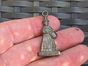 Lovely Complete Brass Jenny Jones Pendant As Found Uncleaned. LA146j - Picture 1 of 5