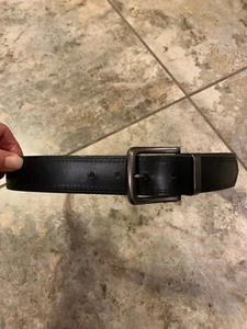 Stunning men's genuine leather belt with bronze colored hardware. Fits 29”-33” - Picture 1 of 6